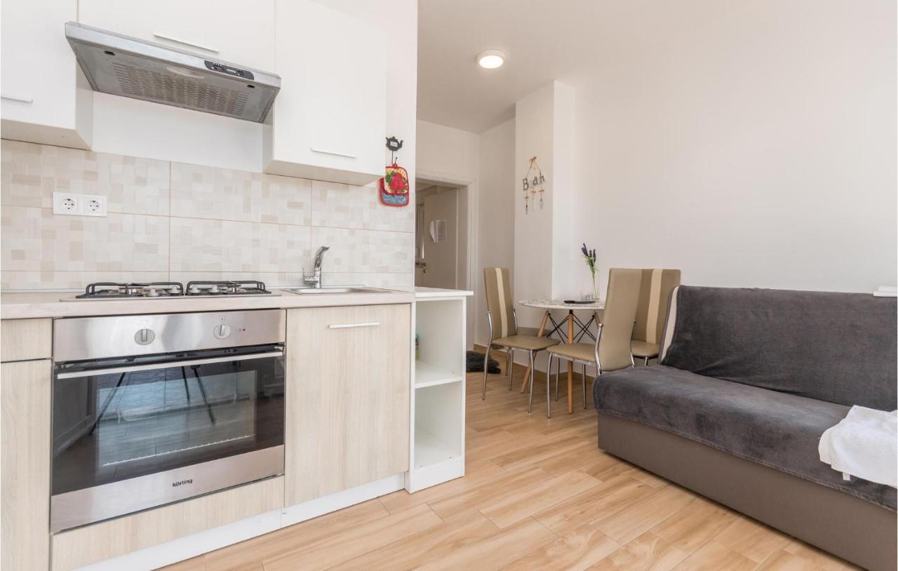 Apartments In Turanj, 20M From The Beach Sukosan Bagian luar foto